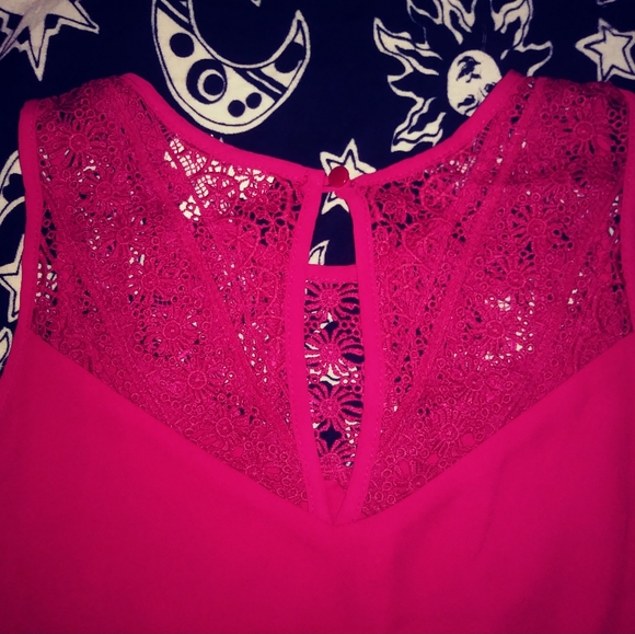 Lady in Red💃 - Picture 2 of 12